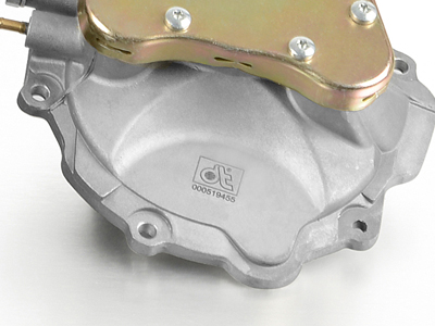 foto noticia Una calidad garantizada genera confianza y seguridad. Los usuarios de los talleres se benefician de las nuevas garantías DT Spare Parts y SIEGEL Automotive.